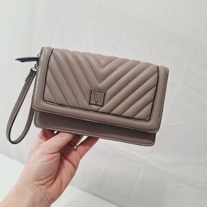 Victoria’s Secret Wristlet Wallet Victoria Tech Quilted Clutch Card Holder Style